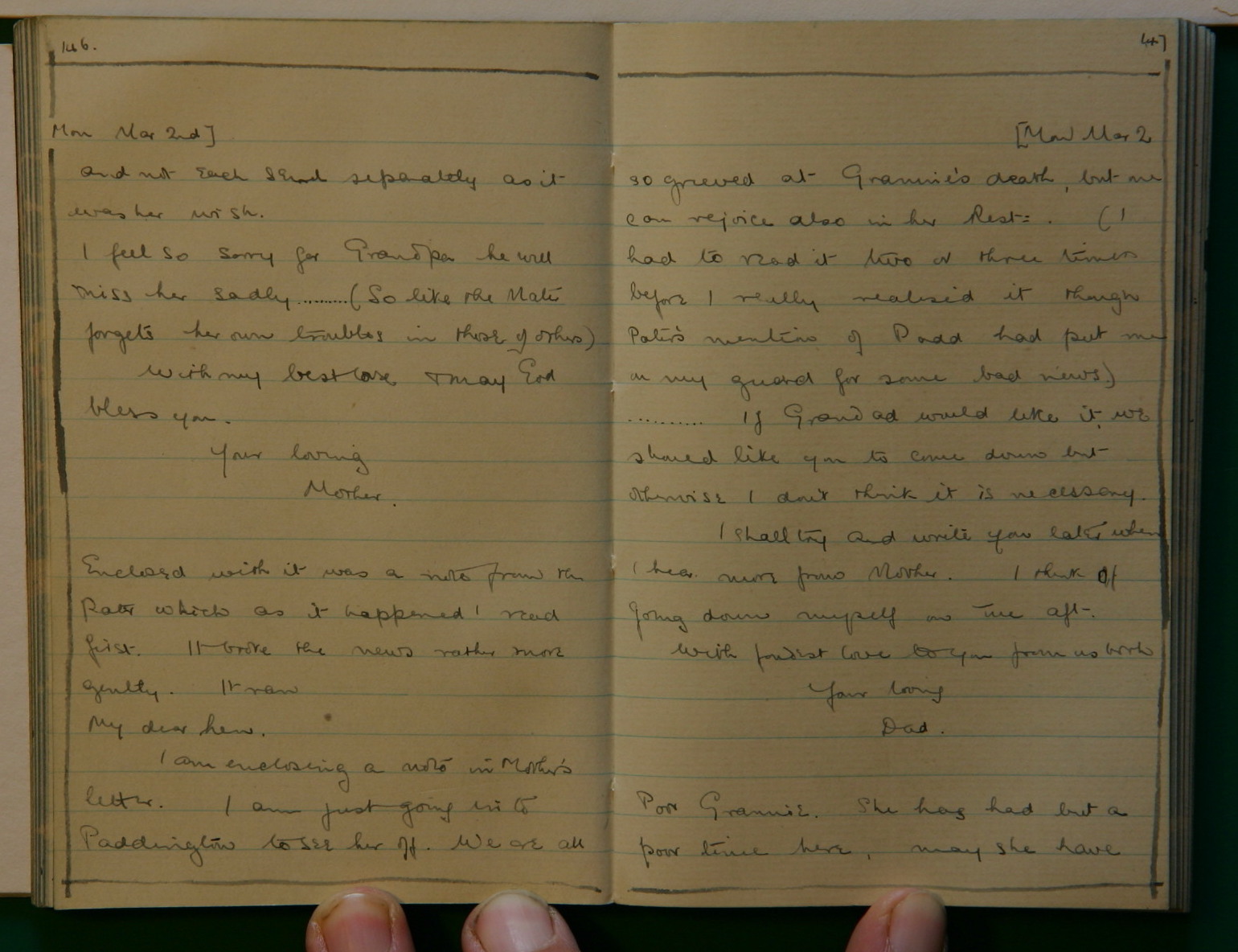 Scanned image of page book05 img_4279.jpg
