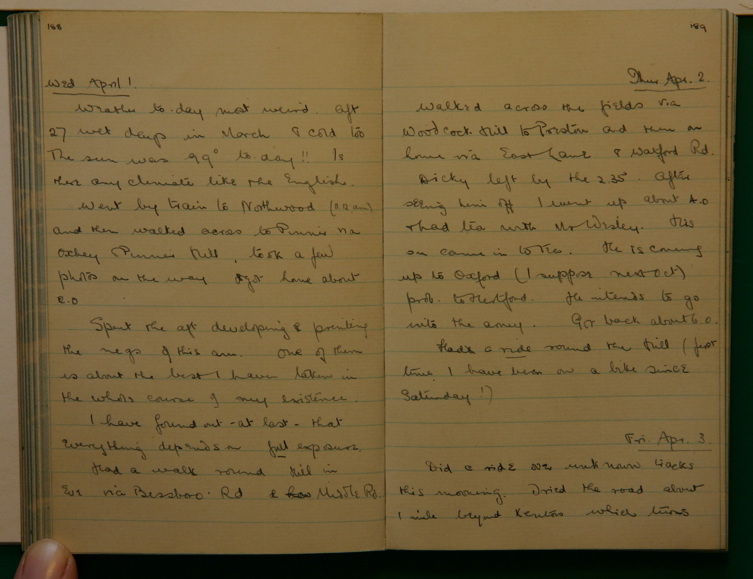 Scanned image of page book05 img_4300.jpg