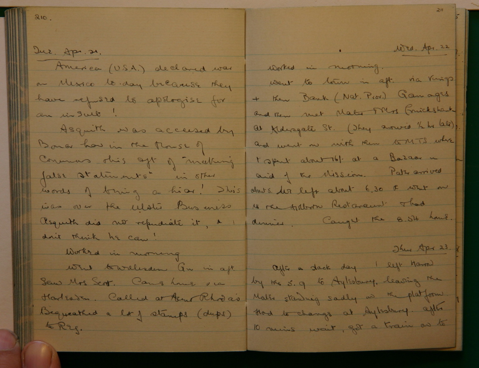 Scanned image of page book05 img_4311.jpg