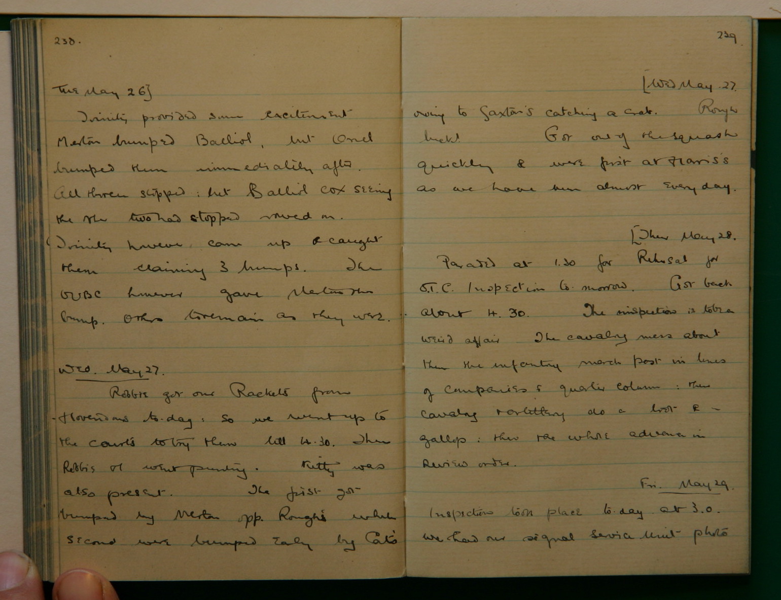 Scanned image of page book05 img_4325.jpg