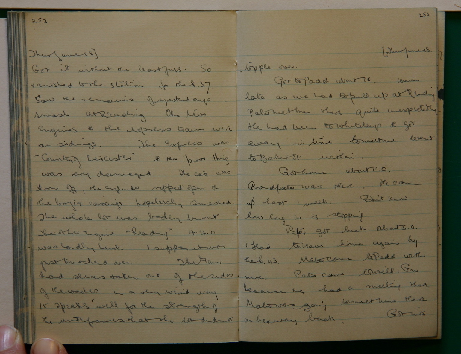 Scanned image of page book05 img_4332.jpg