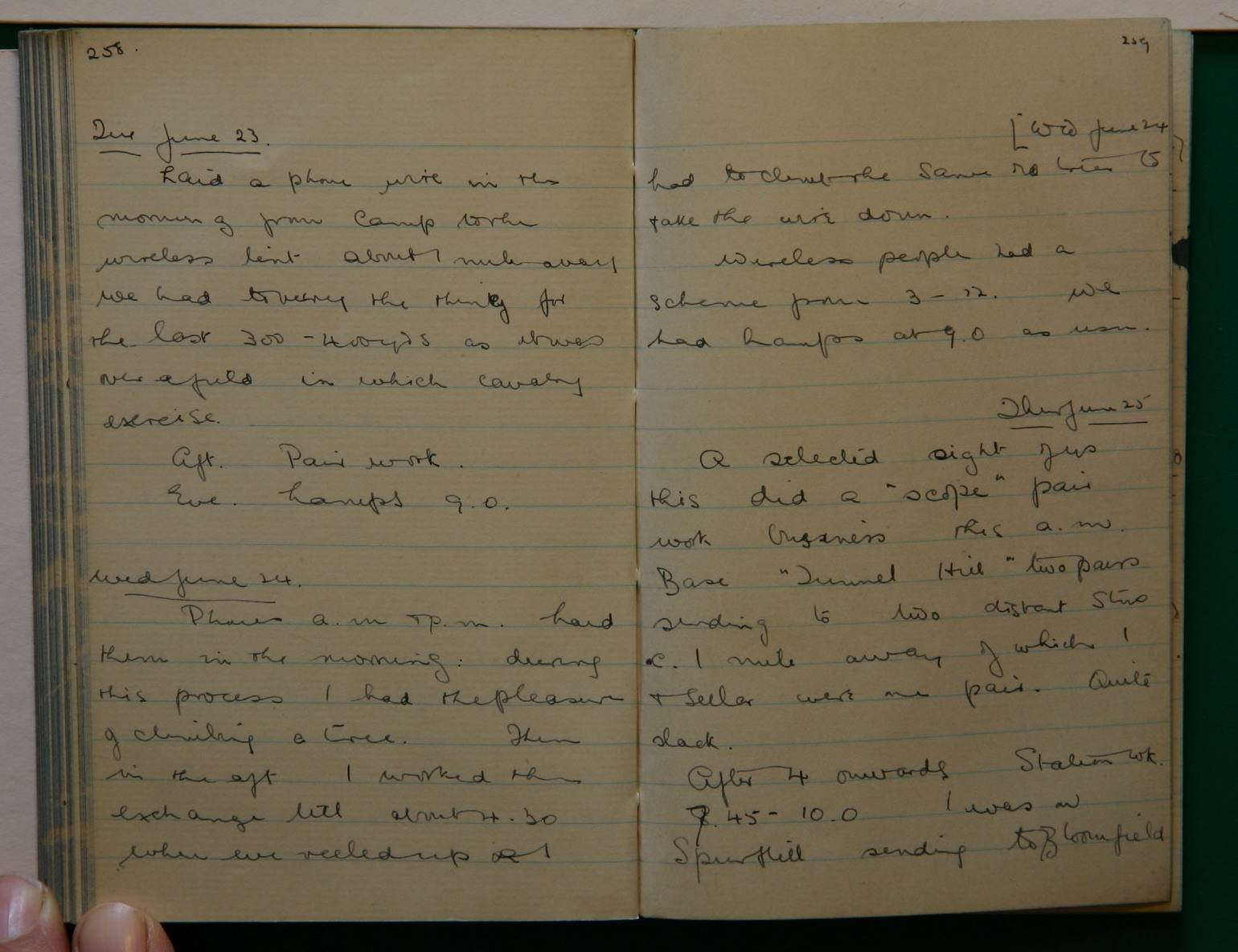 Scanned image of page book05 img_4335.jpg