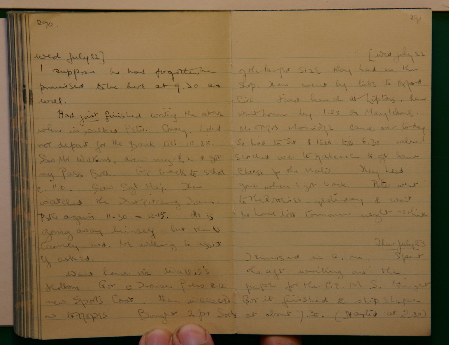 Scanned image of page book05 img_4351.jpg