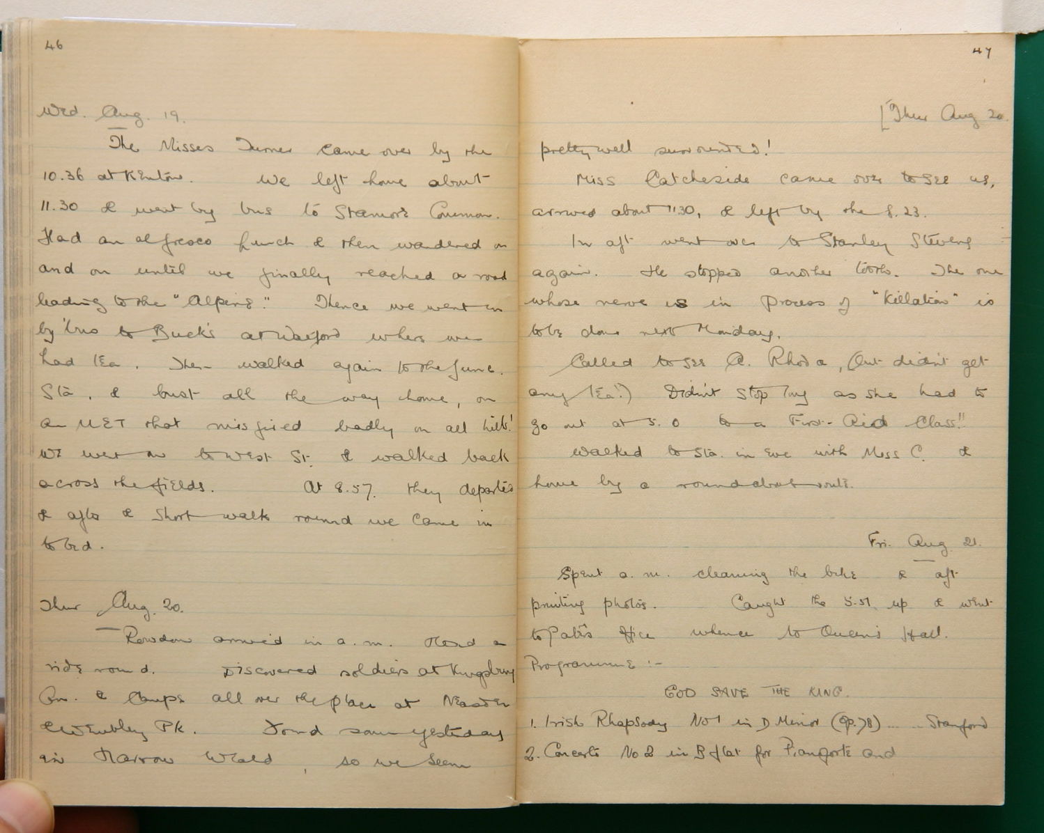 Scanned image of page book06 img_4392.jpg