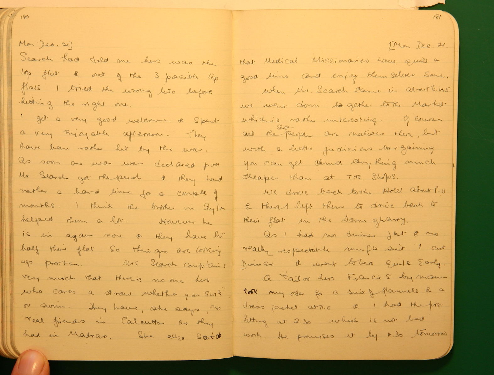 Scanned image of page book07 img_4510.jpg