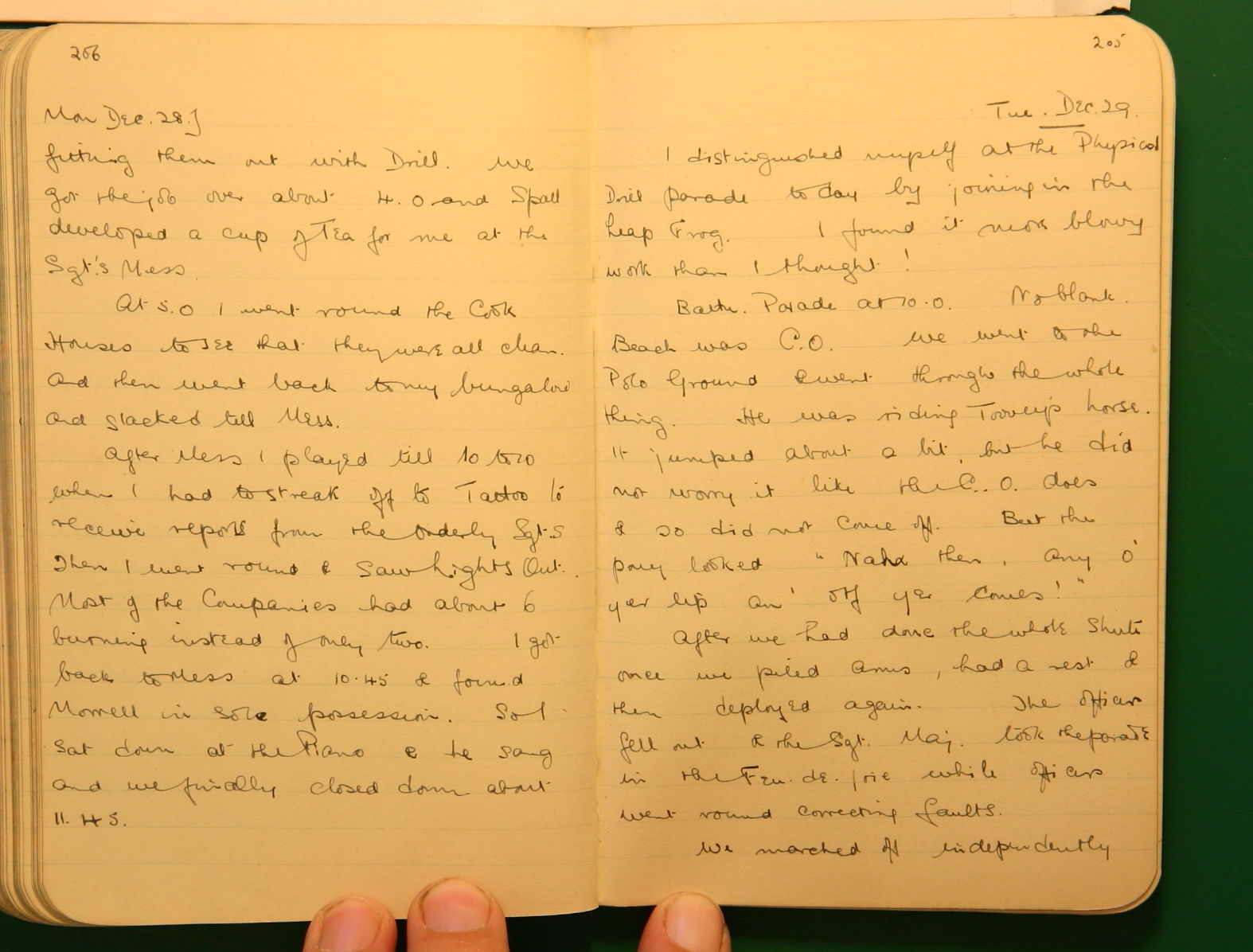 Scanned image of page book07 img_4523.jpg