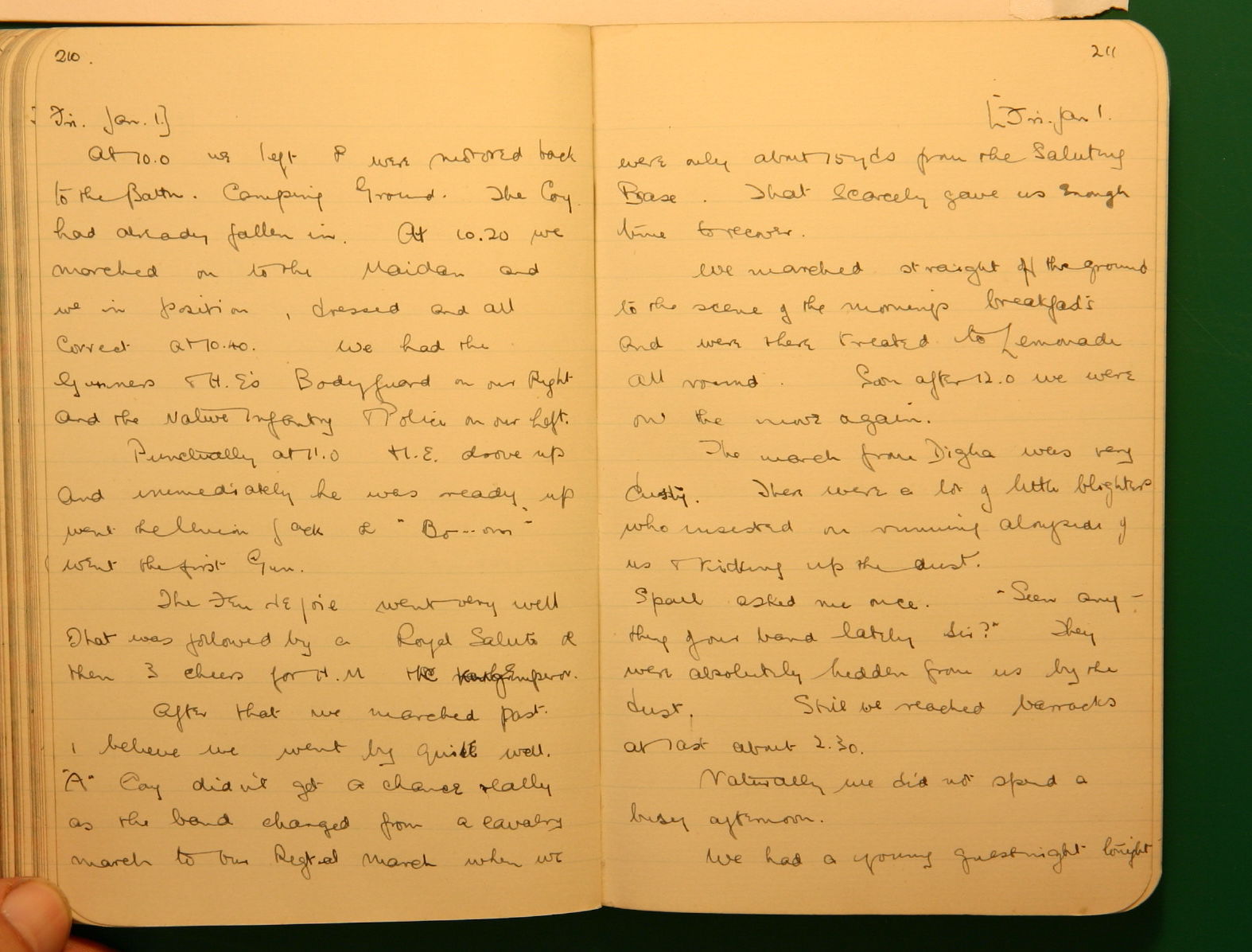 Scanned image of page book07 img_4526.jpg