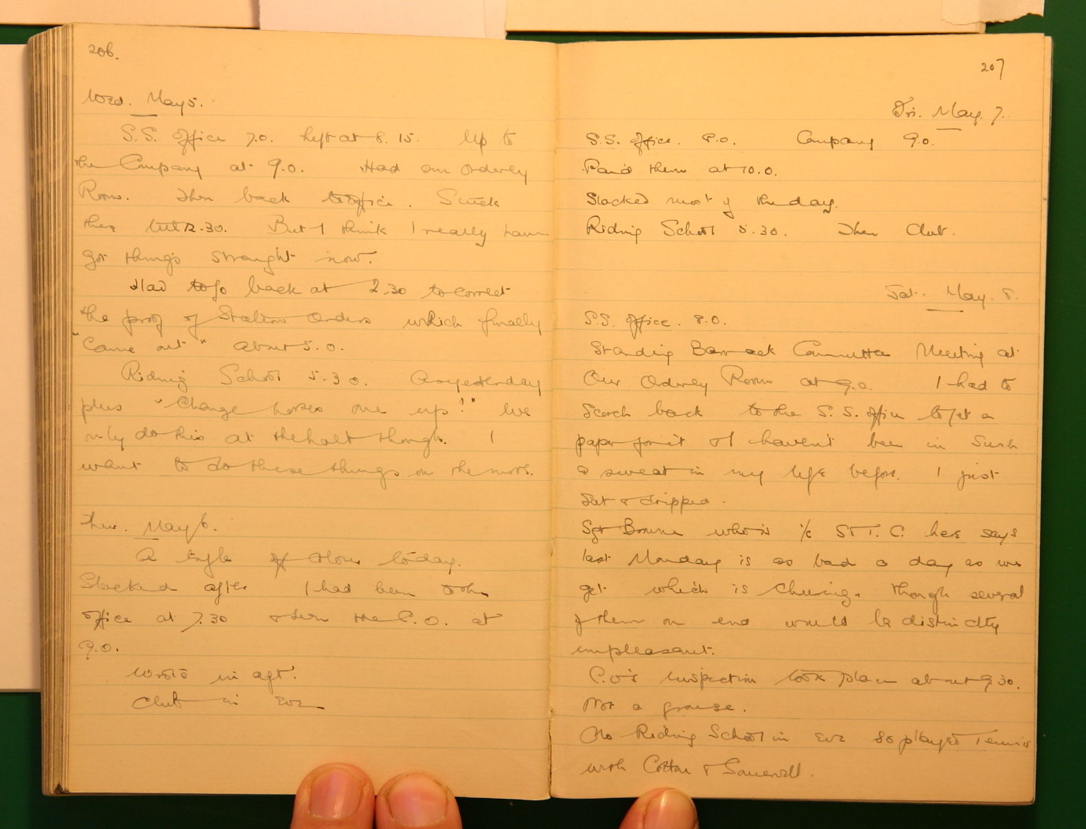 Scanned image of page book08 img_4612.jpg