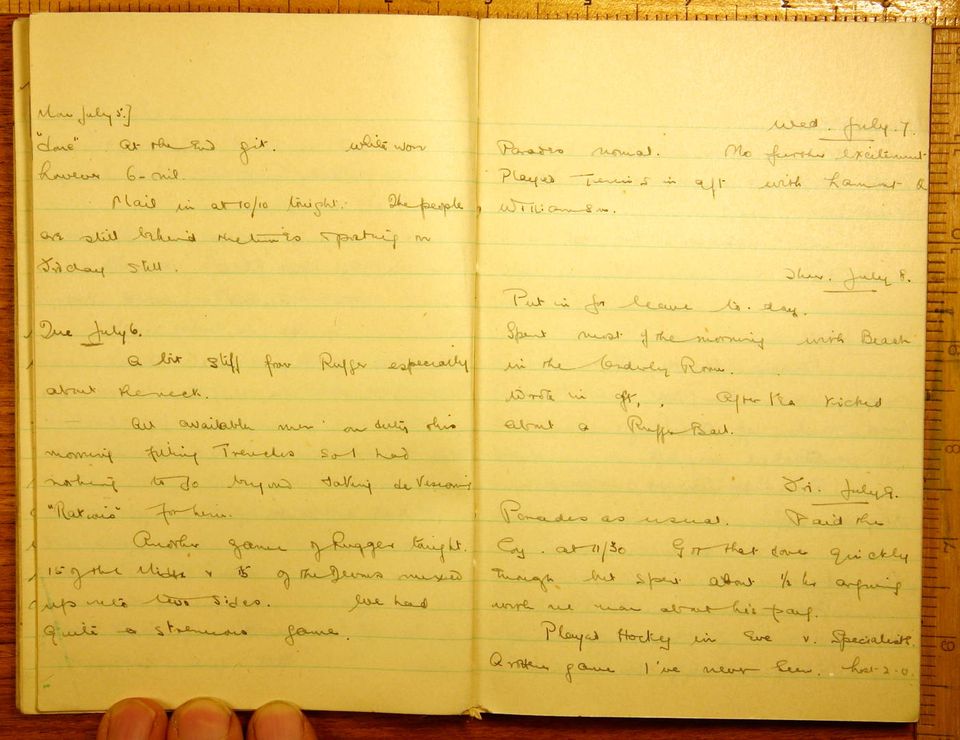 Scanned image of page book09 img_14915.jpg