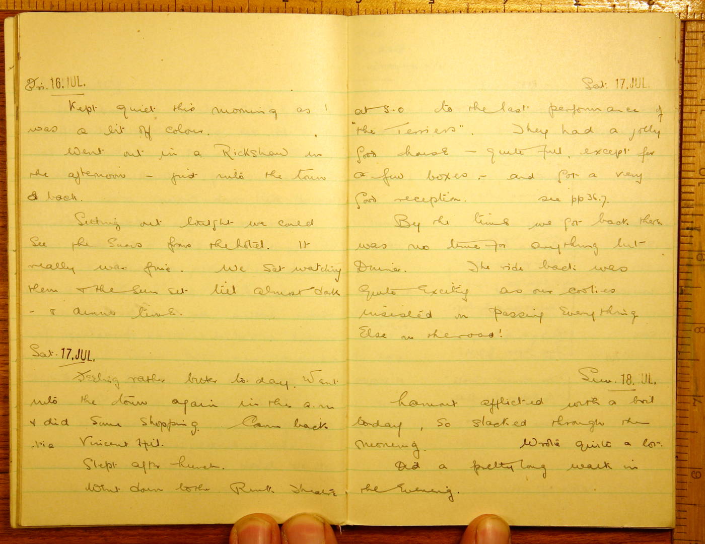 Scanned image of page book09 img_14922.jpg