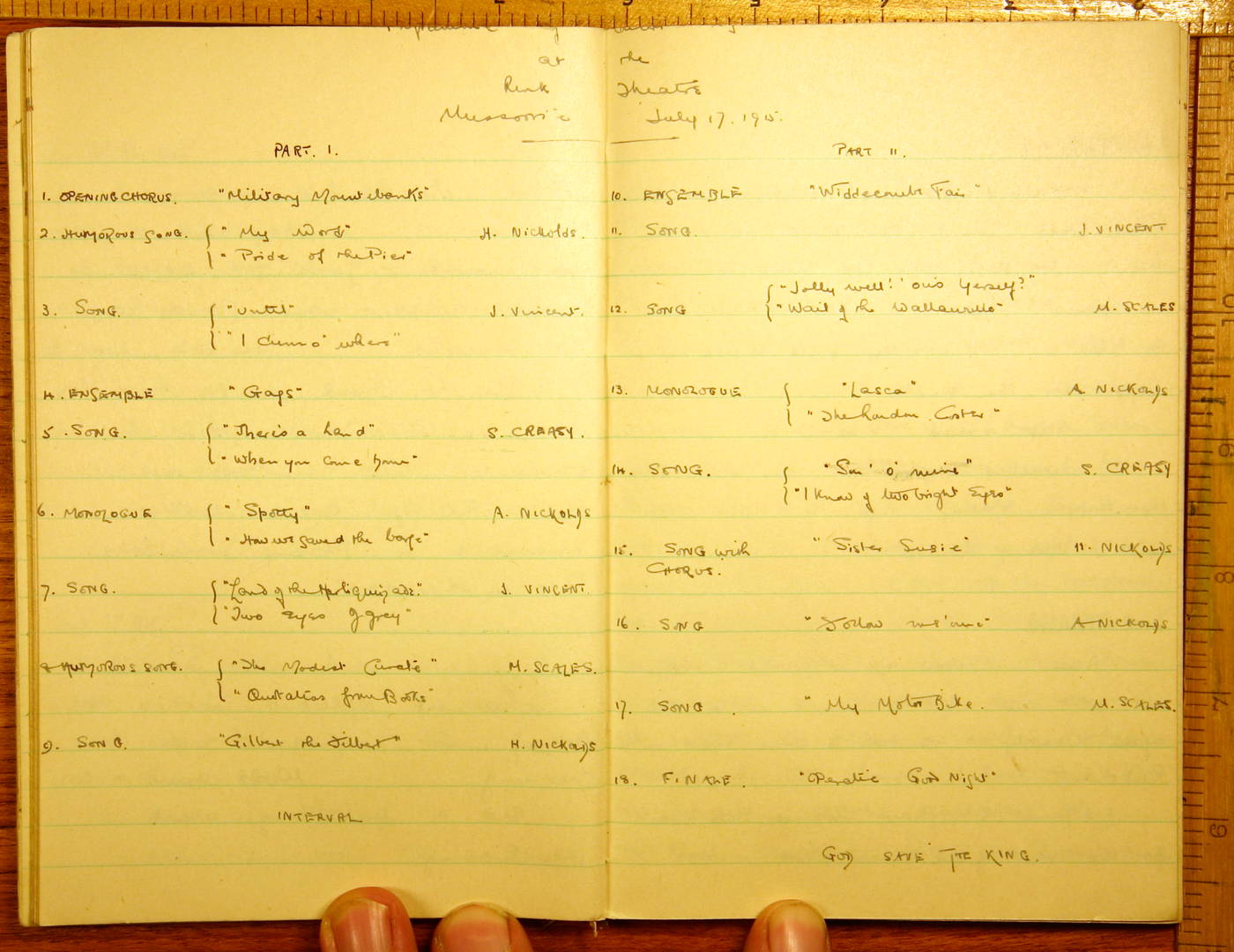Scanned image of page book09 img_14923.jpg