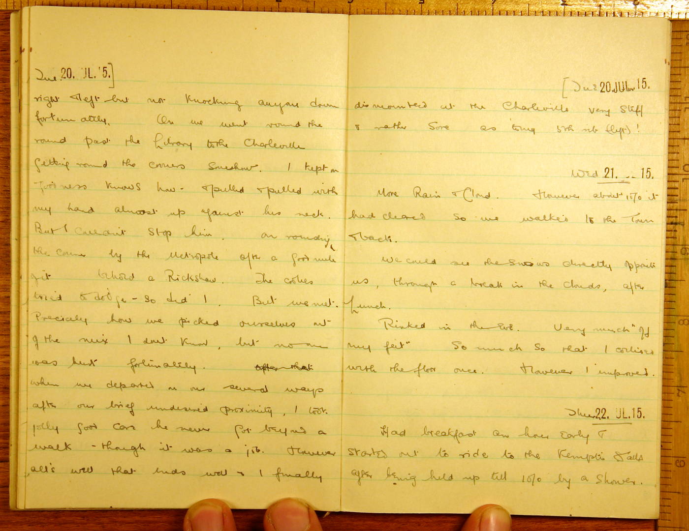 Scanned image of page book09 img_14925.jpg