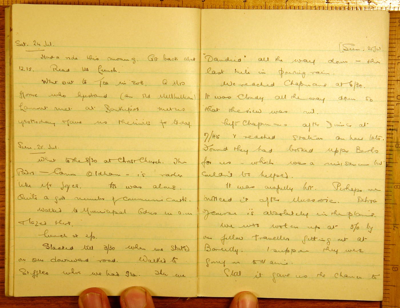 Scanned image of page book09 img_14927.jpg