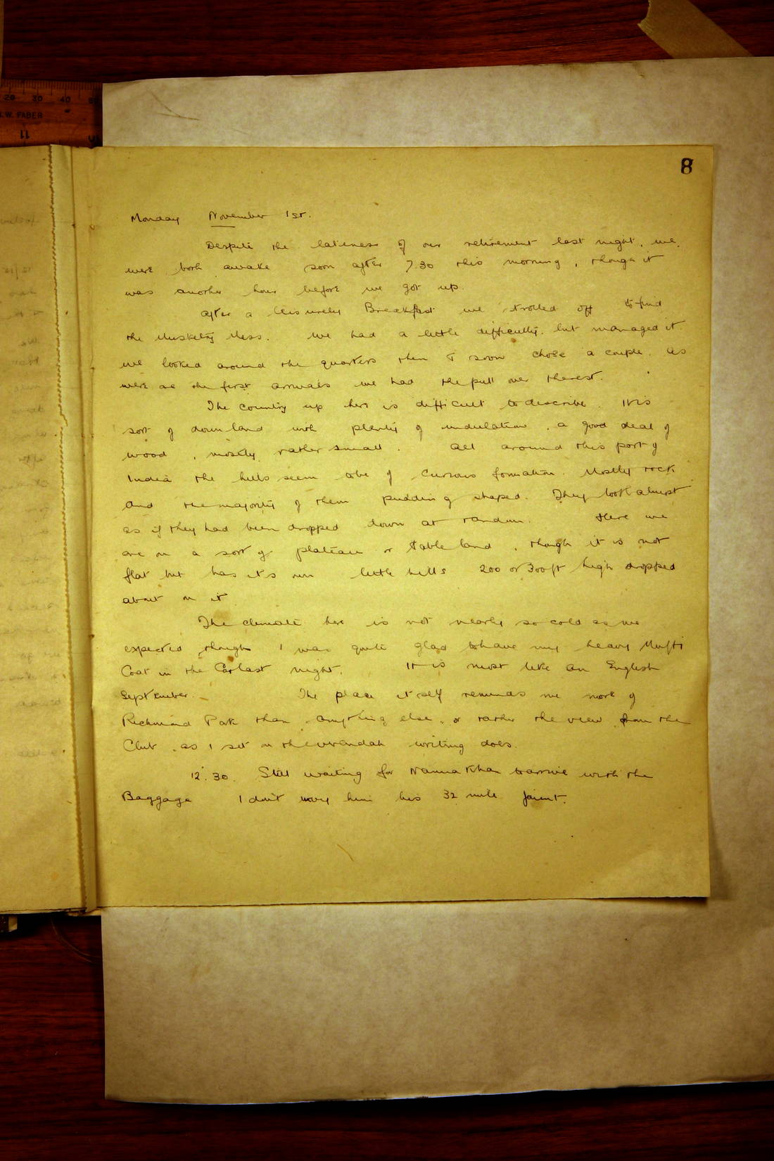 Scanned image of page book11 img_14988.jpg