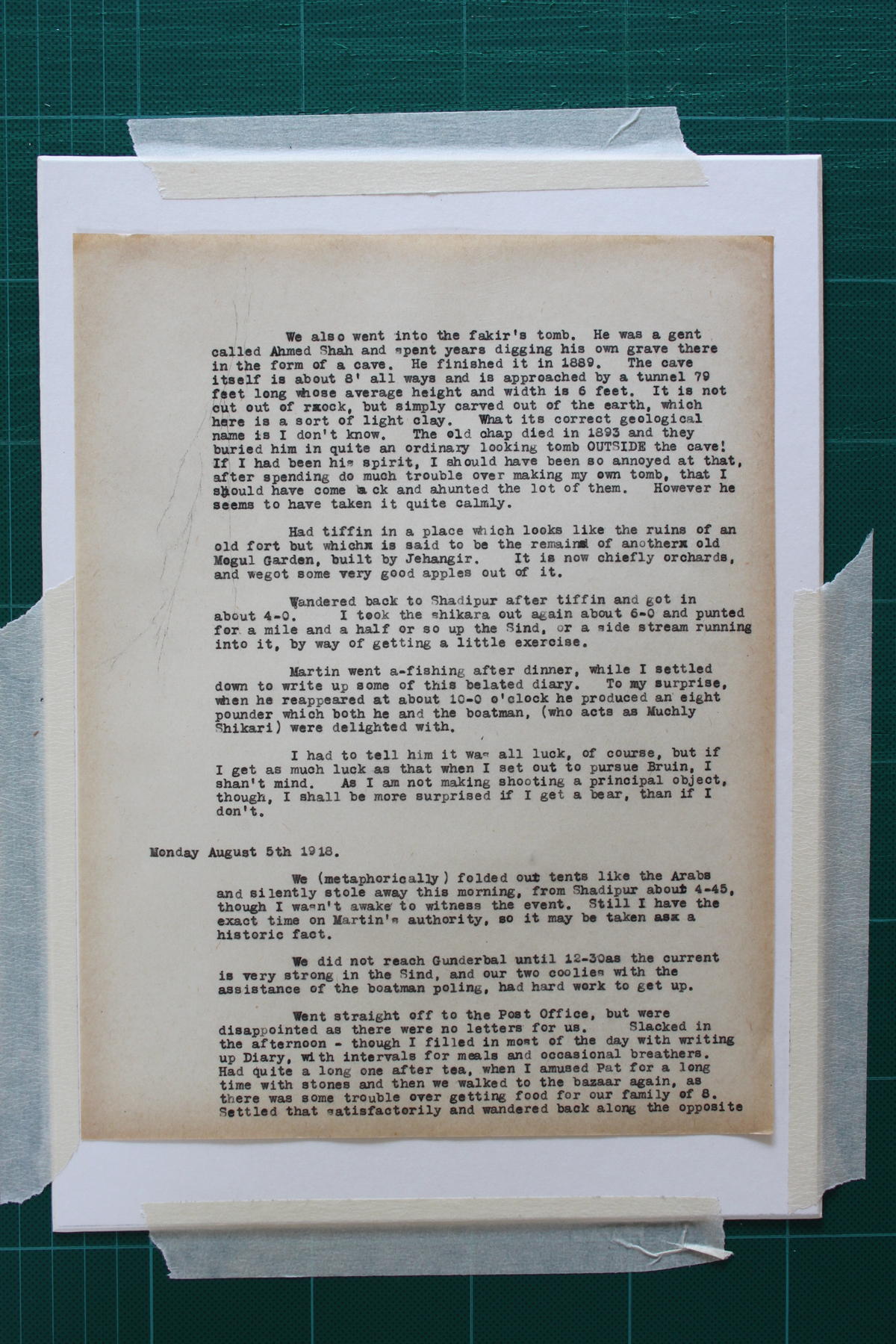 Scanned image of page book14 eos2_05977.jpg